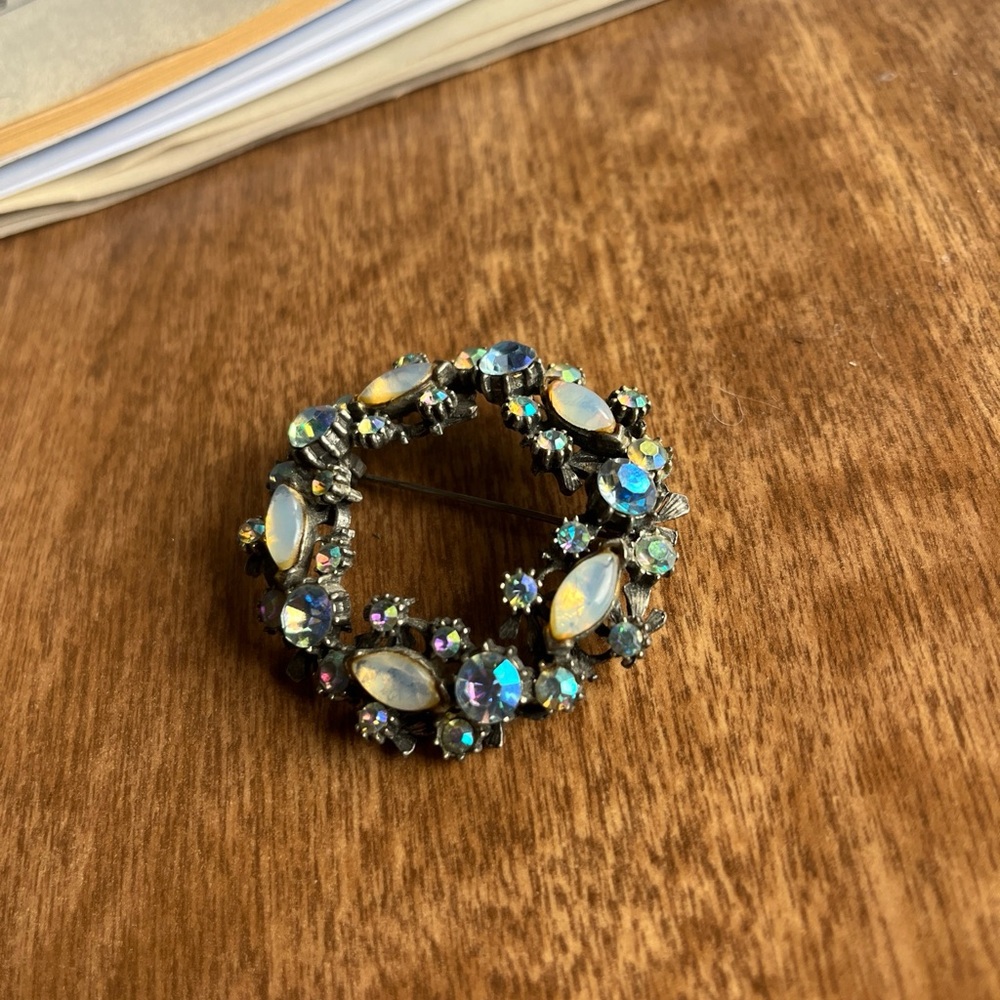 OPAL VINTAGE FLORENZA BROOCH